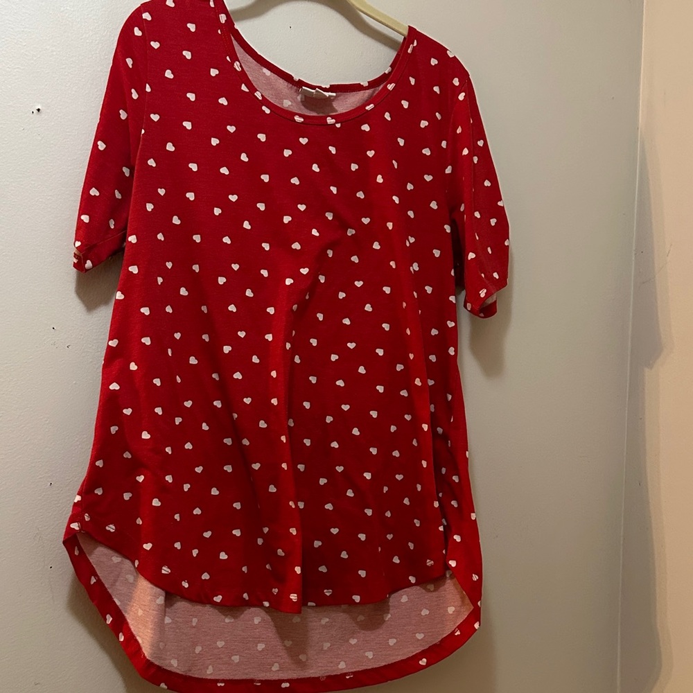 LuLaRoe Red Heart Print Short Sleeve Top